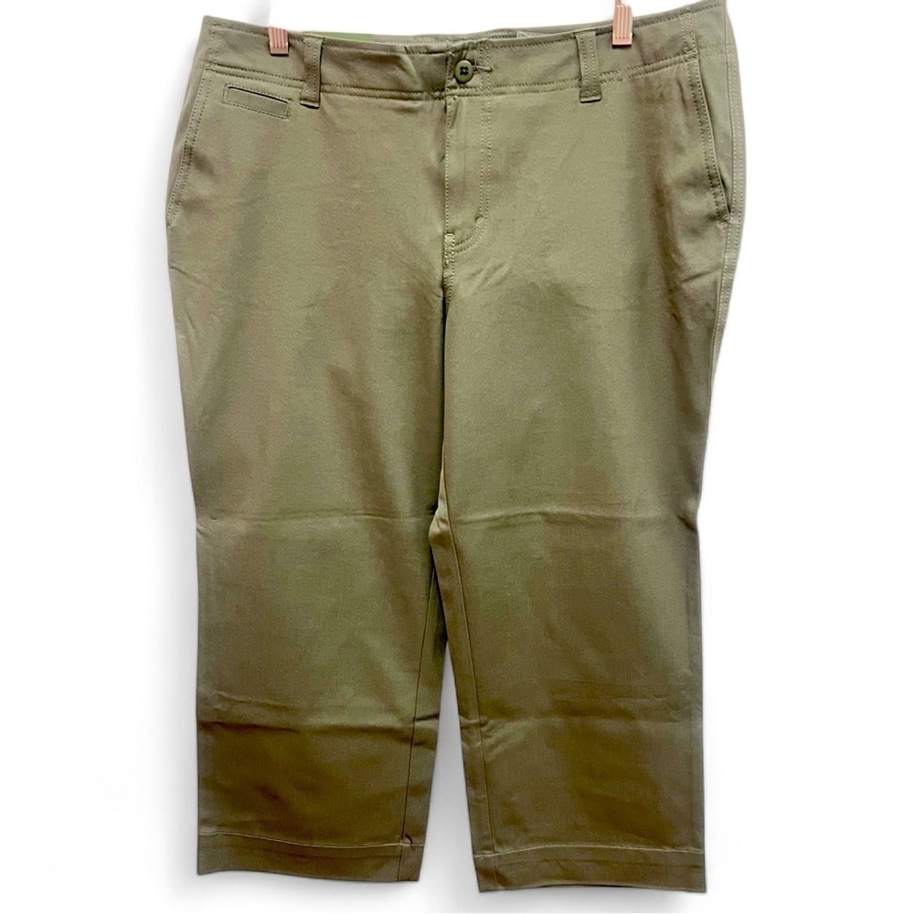 NWT Eddie Bauer Vashon Fit Olive Cropped Straight Leg Pants Size 14